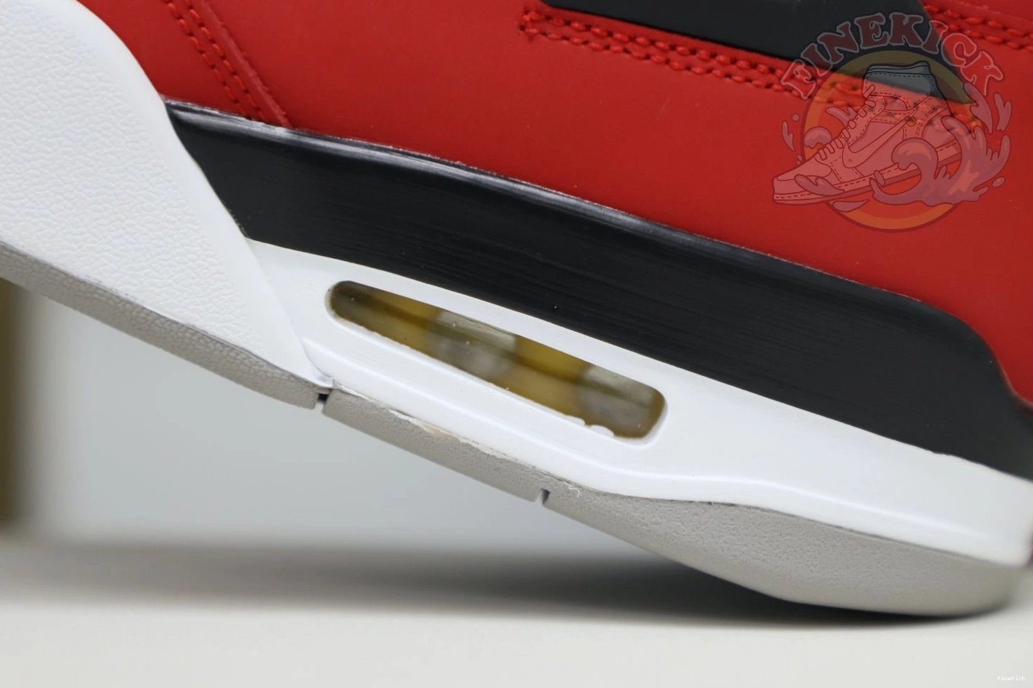 Jordan Air RetroToro Jordan4 Bravo 1202